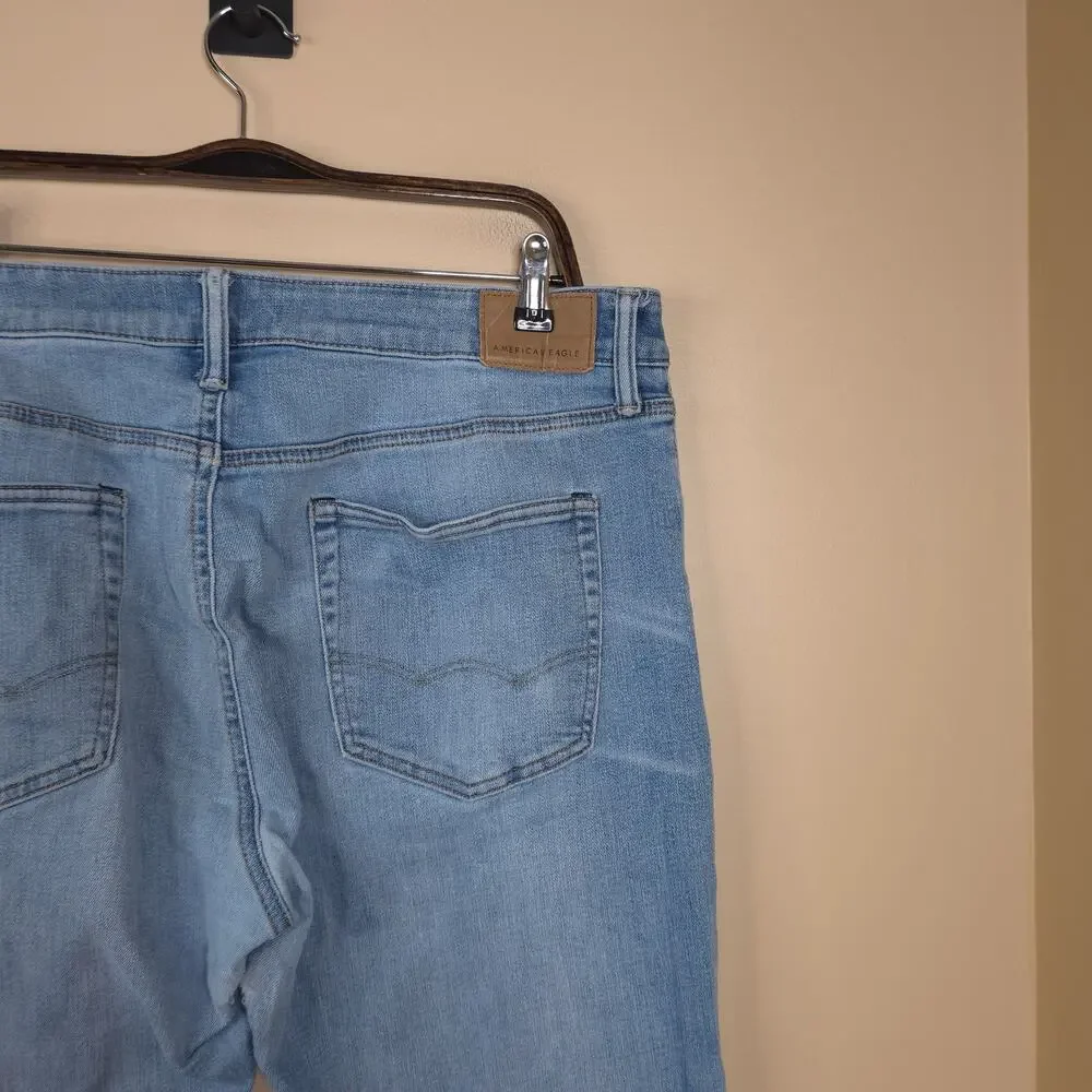 American Eagle Light Wash Athletic Fit Slim Leg Jeans Size 36x36